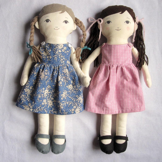 rag doll with pinafore and shoes pattern