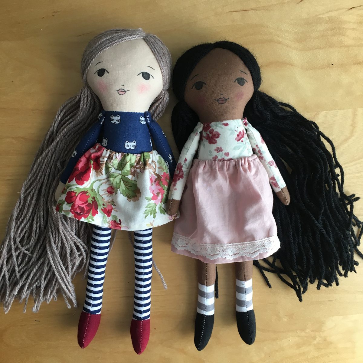 sew little dolls with yarn hair pattern